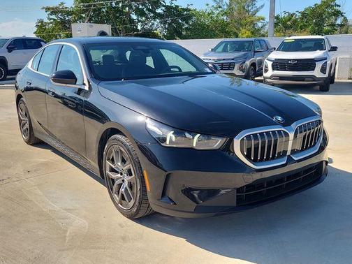 Black Sapphire Metallic 2026 BMW 530 i