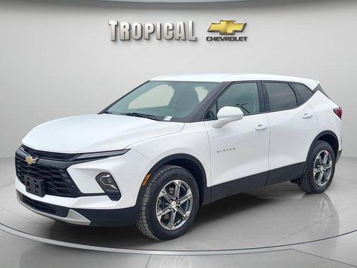Summit White 2023 Chevrolet Blazer 2LT