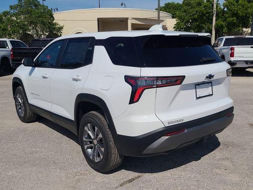 Summit White 2026 Chevrolet Equinox LT