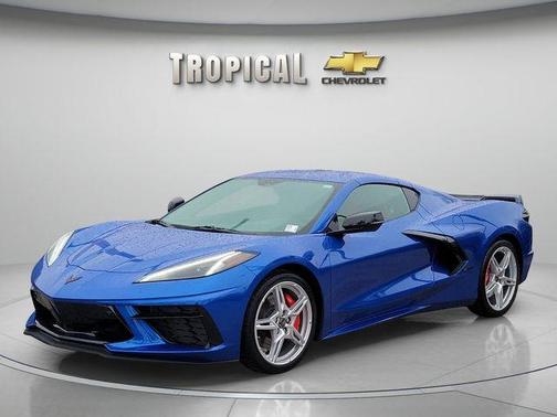 Elkhart Lake Blue Metallic 2021 Chevrolet Corvette Stingray w/2LT
