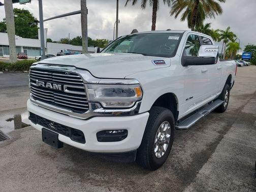 Bright White Clearcoat 2024 RAM 2500 Laramie