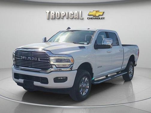 Bright White Clearcoat 2024 RAM 2500 Laramie