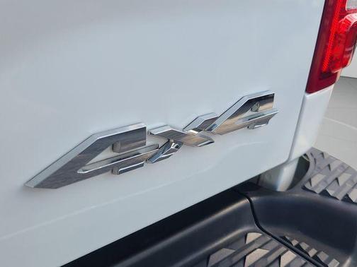 Bright White Clearcoat 2024 RAM 2500 Laramie