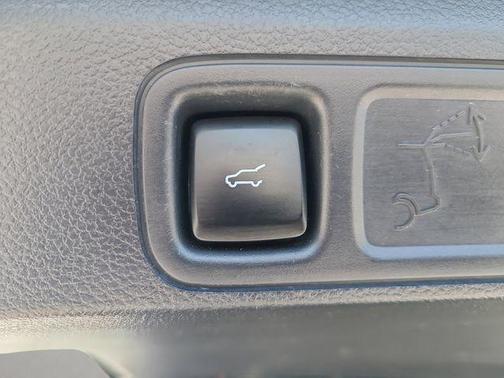 Black Metallic 2024 Ford Expedition Max XLT