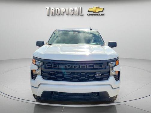 Summit White 2026 Chevrolet Silverado 1500 Custom