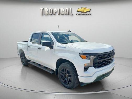 Summit White 2026 Chevrolet Silverado 1500 Custom