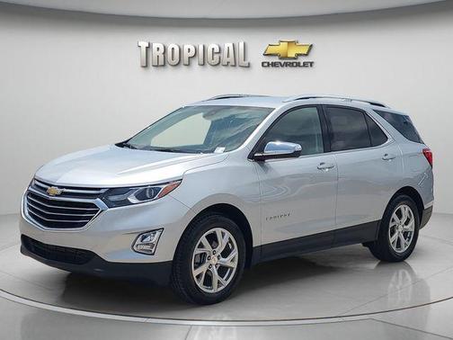 Silver Ice Metallic 2021 Chevrolet Equinox Premier