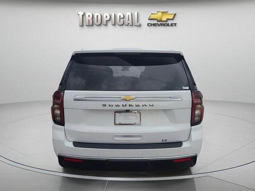 Summit White 2023 Chevrolet Suburban LT