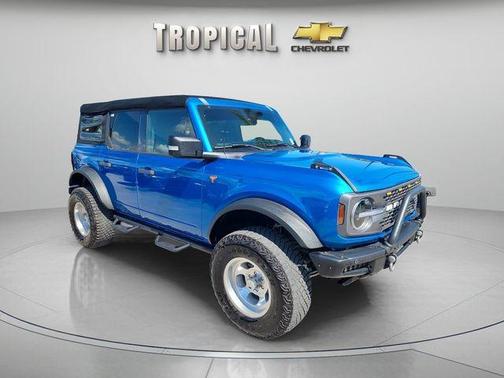 Velocity Blue Metallic 2023 Ford Bronco Badlands