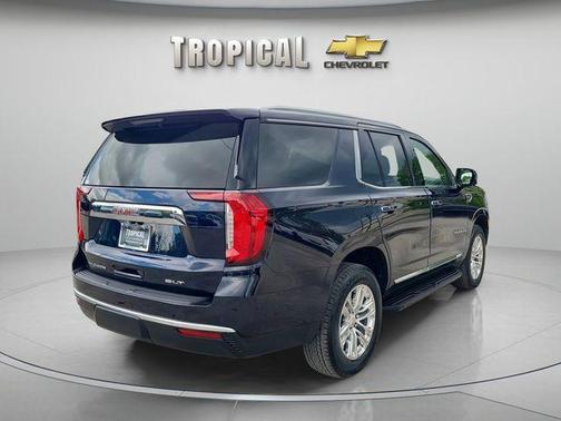 Midnight Blue Metallic 2021 GMC Yukon SLT