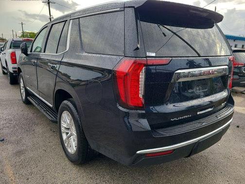 Midnight Blue Metallic 2021 GMC Yukon SLT