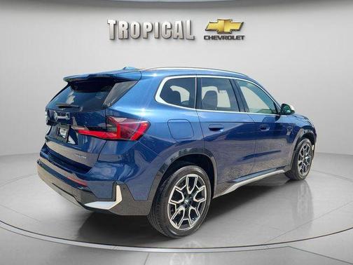 Phytonic Blue Metallic 2023 BMW X1 xDrive28i