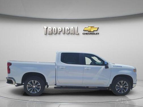 Summit White 2026 Chevrolet Silverado 1500 LT