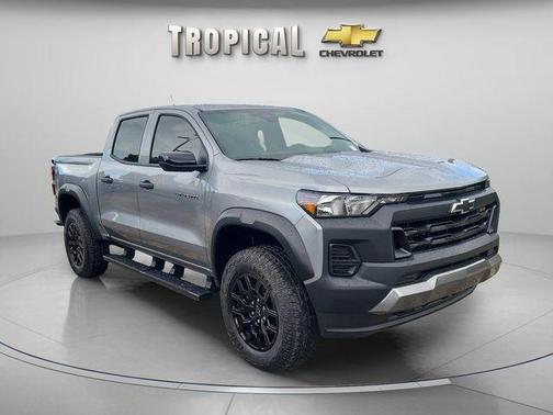 Sterling Gray Metallic 2026 Chevrolet Colorado Trail Boss
