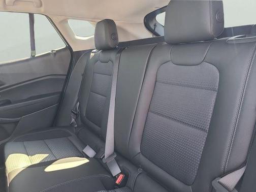 Summit White 2026 Chevrolet Trax LT