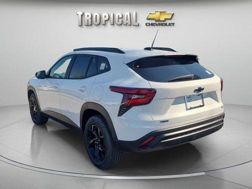 Summit White 2026 Chevrolet Trax LT