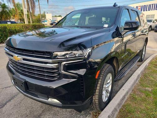 Black 2024 Chevrolet Suburban LT