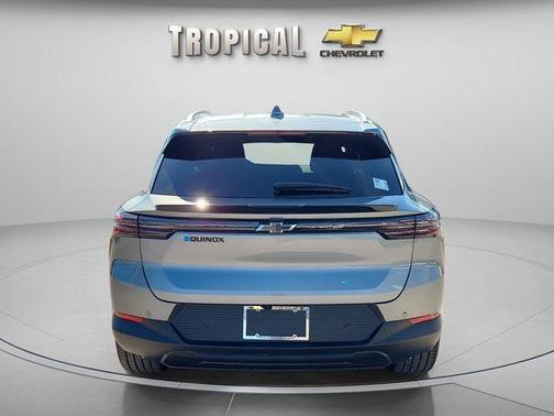 Sterling Gray Metallic 2026 Chevrolet Equinox EV LT 2