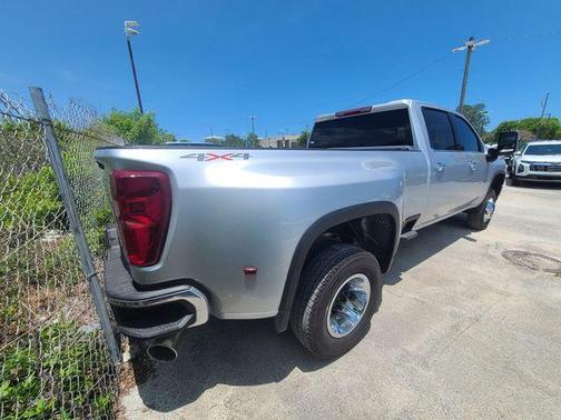 Silver Ice Metallic 2023 Chevrolet Silverado 3500 LTZ