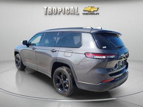 Metallic 2023 Jeep Grand Cherokee L Laredo