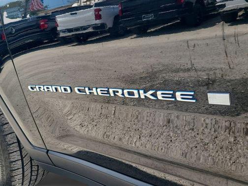 Diamond Black 2024 Jeep Grand Cherokee 4xe Base