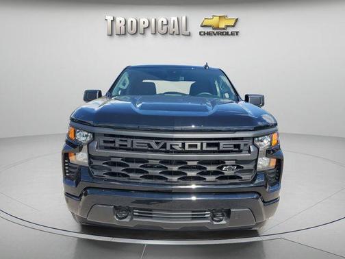 Black 2026 Chevrolet Silverado 1500 Custom