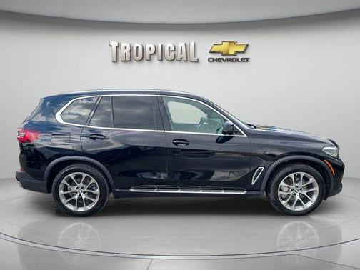 Black 2023 BMW X5 sDrive40i