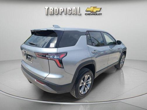 Sterling Gray Metallic 2027 Chevrolet Equinox LT