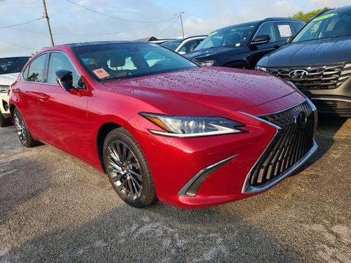 Matador Red Mica 2024 Lexus ES 350 Luxury