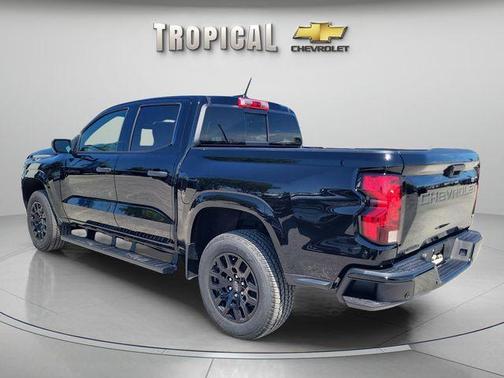 Black 2026 Chevrolet Colorado WT