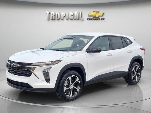 Summit White 2026 Chevrolet Trax 1RS