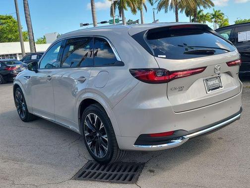 Platinum Quartz Metallic 2024 Mazda CX-90 3.3 Turbo S