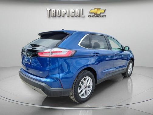 Blue Metallic 2024 Ford Edge SEL