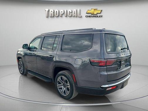 Metallic 2024 Jeep Wagoneer Series II