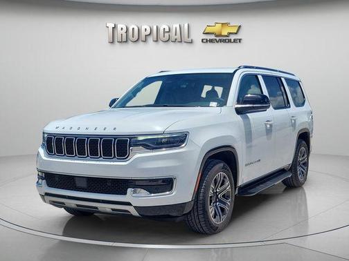 Bright White Clearcoat 2024 Jeep Wagoneer Series II