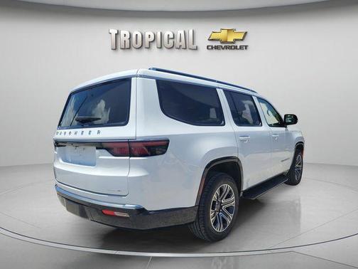 Bright White Clearcoat 2024 Jeep Wagoneer Series II