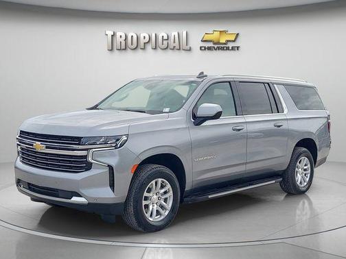 Sterling Gray Metallic 2024 Chevrolet Suburban LT