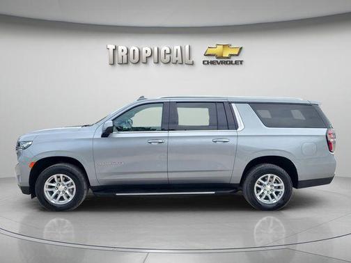 Sterling Gray Metallic 2024 Chevrolet Suburban LT