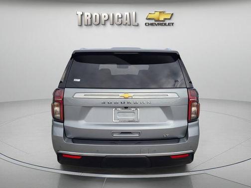 Sterling Gray Metallic 2024 Chevrolet Suburban LT