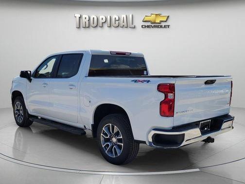 Summit White 2026 Chevrolet Silverado 1500 LT