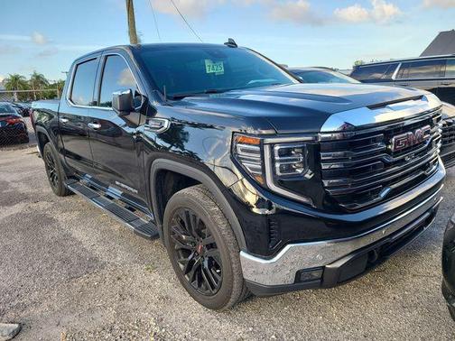 2023 GMC Sierra 1500 SLT