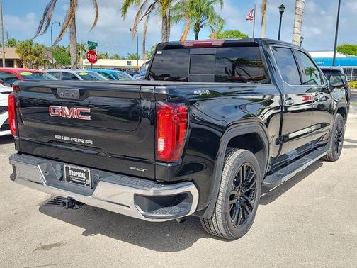 Onyx Black 2023 GMC Sierra 1500 SLT