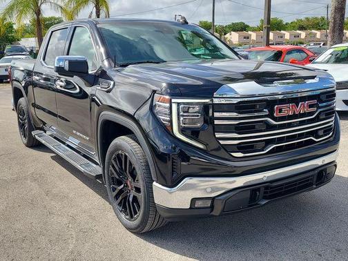 Onyx Black 2023 GMC Sierra 1500 SLT