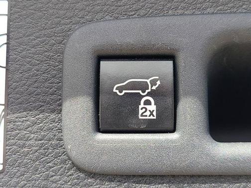 Predawn Gray Mica 2023 Toyota Sienna XLE