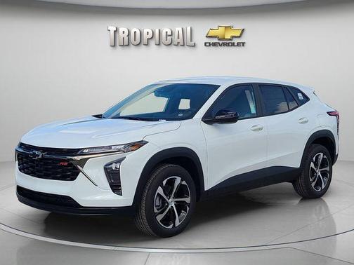 Summit White 2026 Chevrolet Trax 1RS