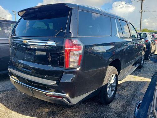 Black 2024 Chevrolet Suburban LT