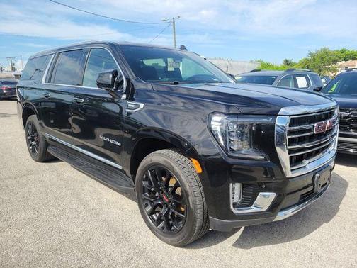 Onyx Black 2022 GMC Yukon XL SLT