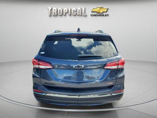 Gray 2022 Chevrolet Equinox RS