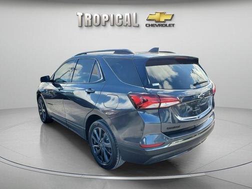 Gray 2022 Chevrolet Equinox RS