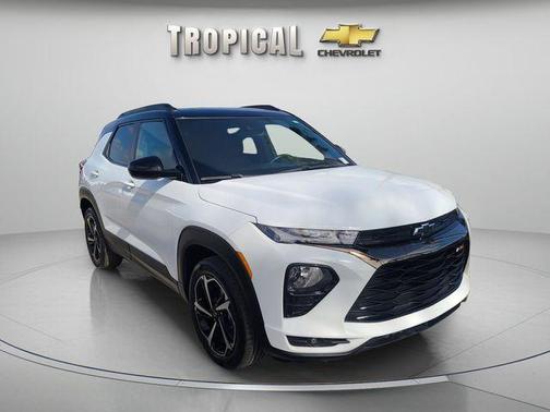 Summit White 2023 Chevrolet Trailblazer RS